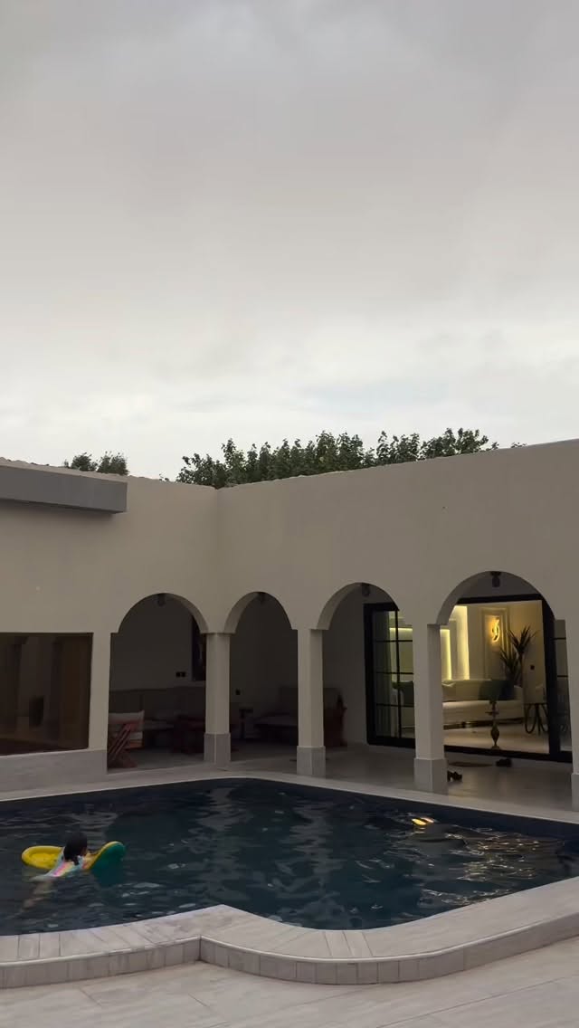 منتجع رسيل للألعاب المائية الجبيل
